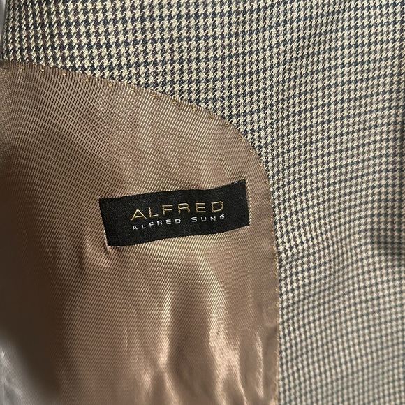 Alfred Sun Silk/Wool Blend Tan, Brown and Black Mini Houndstooth Blazer 44R - Picture 8 of 9